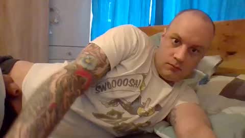 markus_7 online show from May 9, 2026, 5:34 am