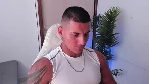 Snapshot of markus_blass chatting on October 23, 2025, 3:22 pm markus... Y online show from October 23, 2025, 3:22 pm