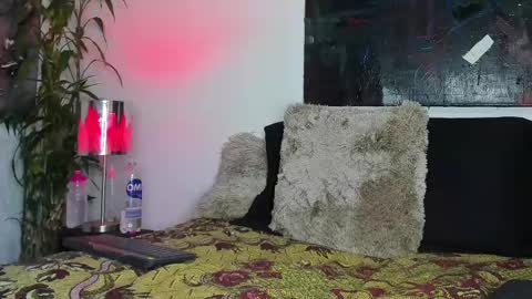 Snapshot of markus_latin chatting on February 11, 2025, 3:18 pm Markus latin online show from February 11, 2025, 3:18 pm