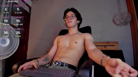 Snapshot of markuss___ chatting on September 24, 2025, 2:26 am markuss___ online show from September 24, 2025, 2:26 am