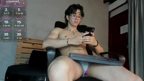 Snapshot of markuss___ chatting on October 17, 2025, 2:59 am markuss___ online show from October 17, 2025, 2:59 am