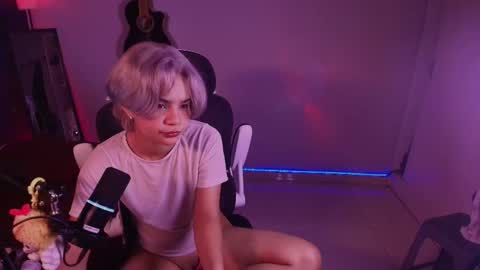 Marlena online show from November 4, 2025, 1:43 pm