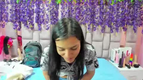 Marly Anal  online show from December 14, 2024, 1:27 pm