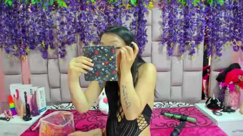 Marly Anal  online show from February 19, 2025, 6:32 pm