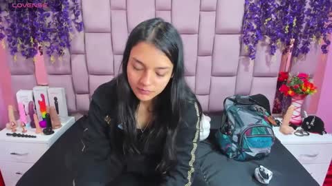 Marly Anal  online show from March 10, 2025, 1:32 pm