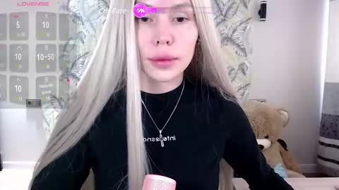 Snapshot of marmalade_fox chatting on March 3, 2025, 6:48 am Marmalade Fox online show from March 3, 2025, 6:48 am