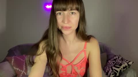 Mary online show from September 26, 2025, 2:32 pm