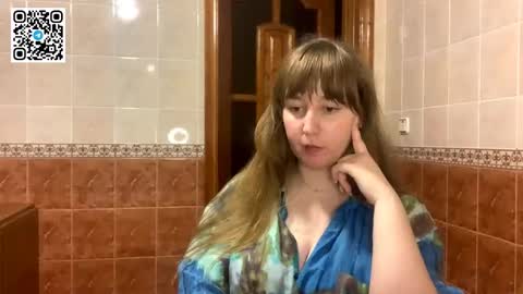 Snapshot of maroonmoon_ chatting on October 4, 2025, 7:34 pm Miriam online show from October 4, 2025, 7:34 pm