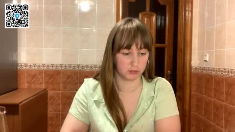Snapshot of maroonmoon_ chatting on October 23, 2025, 7:23 pm Miriam online show from October 23, 2025, 7:23 pm