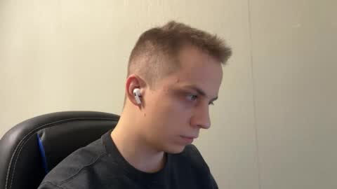 Snapshot of maroooa chatting on February 20, 2026, 7:25 pm Marko online show from February 20, 2026, 7:25 pm