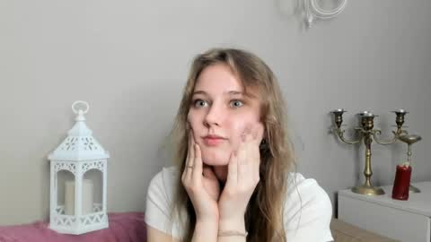 Andriella online show from April 15, 2026, 6:15 pm