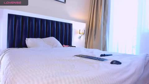 Mari online show from November 27, 2025, 7:10 am