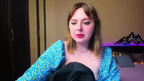 marry_evans_ online show from May 6, 2026, 1:36 am
