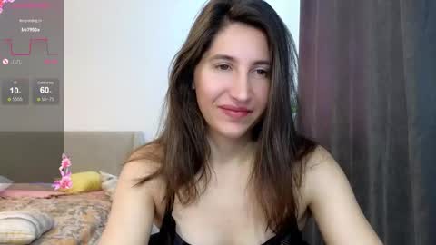 Snapshot of marrycolins chatting on October 1, 2025, 3:23 am marrycolins online show from October 1, 2025, 3:23 am