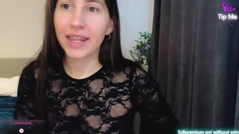 marrycolins online show from February 28, 2026, 2:56 am