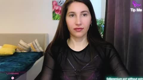 marrycolins online show from April 29, 2026, 2:48 am