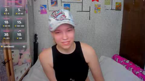 marryjanes online show from October 2, 2025, 1:40 pm