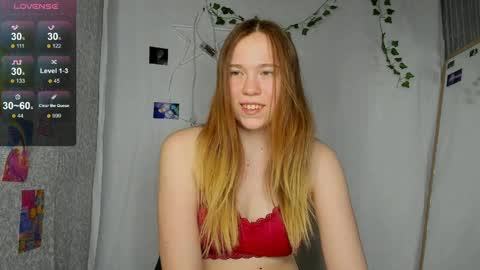 Snapshot of marryjanes chatting on April 8, 2026, 5:57 pm marryjanes online show from April 8, 2026, 5:57 pm