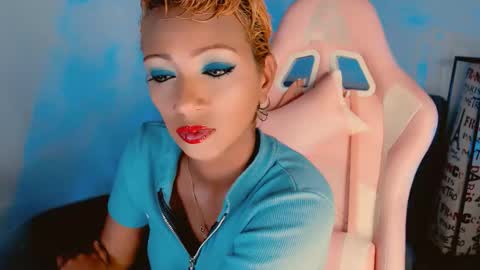 Snapshot of marryme00 chatting on September 18, 2025, 2:30 pm May online show from September 18, 2025, 2:30 pm