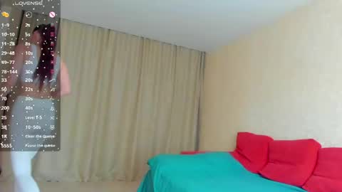 marrymiles online show from May 11, 2026, 1:44 am
