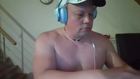 Snapshot of mars0481 chatting on May 15, 2026, 2:18 am mars0481 online show from May 15, 2026, 2:18 am