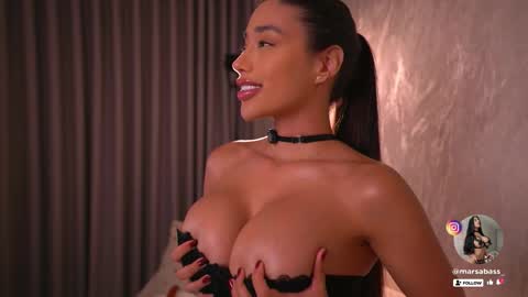 Snapshot of marsabass chatting on October 22, 2025, 12:27 pm     online show from October 22, 2025, 12:27 pm