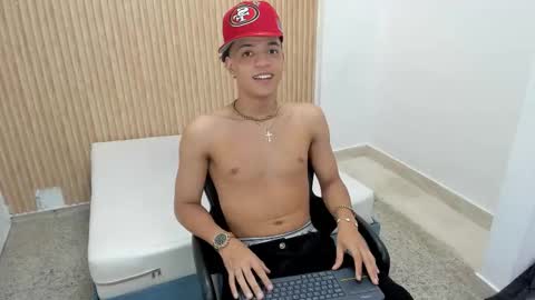 MARSHALL online show from October 29, 2025, 1:13 pm