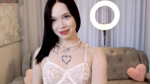 Snapshot of marshmal1ow_girl chatting on February 27, 2026, 6:13 am Eva online show from February 27, 2026, 6:13 am