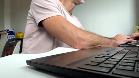 Snapshot of marsupilami_82_ chatting on May 5, 2026, 8:44 am marsupilami_82_ online show from May 5, 2026, 8:44 am