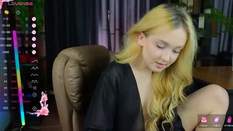 Snapshot of marta_joy chatting on March 2, 2026, 5:08 am Marta online show from March 2, 2026, 5:08 am