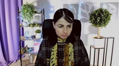 Snapshot of martaedams chatting on April 8, 2026, 6:35 am martaedams online show from April 8, 2026, 6:35 am