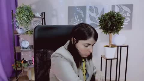 Snapshot of martaedams chatting on April 10, 2026, 6:18 am martaedams online show from April 10, 2026, 6:18 am