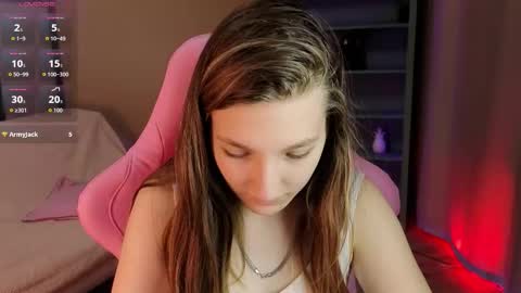 Snapshot of marthalune chatting on September 19, 2025, 10:16 am Martha online show from September 19, 2025, 10:16 am