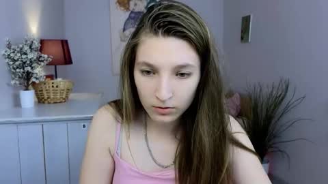 Snapshot of marthalune chatting on October 3, 2025, 10:12 am Martha online show from October 3, 2025, 10:12 am