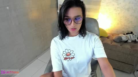 Snapshot of martiiinaa_ chatting on January 16, 2025, 6:25 am Martina online show from January 16, 2025, 6:25 am