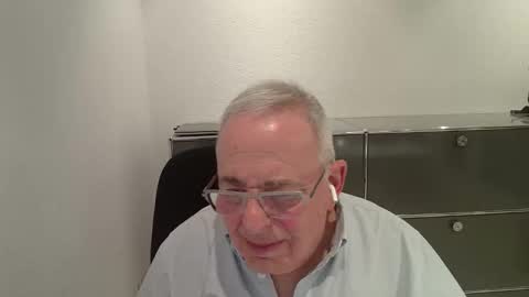 martin_1947 online show from March 23, 2026, 7:18 pm