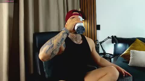 ONLYFANS Sotoandres   modelo independiente online show from June 12, 2026, 12:09 am