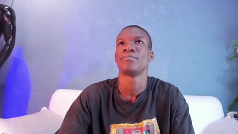 Snapshot of martin_killer chatting on December 3, 2024, 1:19 am Martin online show from December 3, 2024, 1:19 am