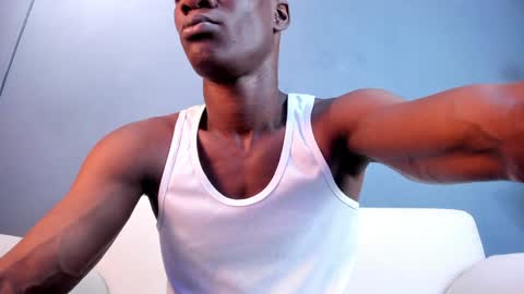 Snapshot of martin_killer chatting on December 27, 2024, 1:32 am Martin online show from December 27, 2024, 1:32 am