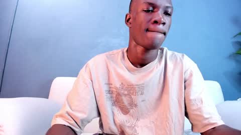 Snapshot of martin_killer chatting on December 29, 2024, 1:34 am Martin online show from December 29, 2024, 1:34 am