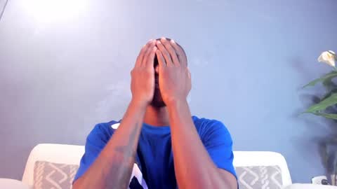 Snapshot of martin_killer chatting on December 30, 2024, 7:11 pm Martin online show from December 30, 2024, 7:11 pm