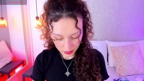 Snapshot of martina_adams chatting on April 21, 2026, 1:42 am mari online show from April 21, 2026, 1:42 am