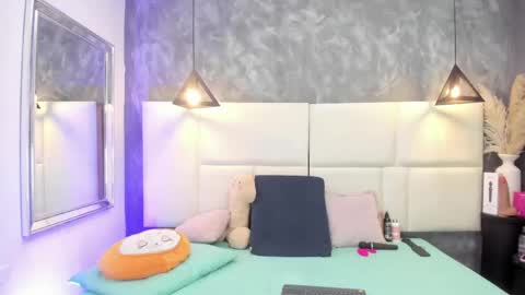 Martina  online show from April 28, 2026, 2:22 pm