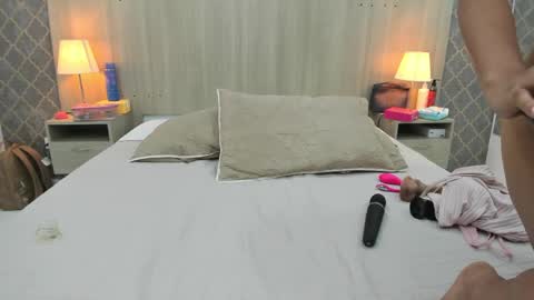 Martina online show from May 31, 2026, 6:09 pm