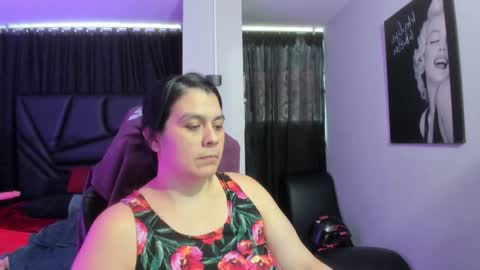   MARTINA   online show from January 5, 2025, 8:52 pm