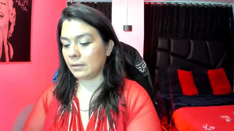   MARTINA   online show from February 10, 2025, 11:25 am
