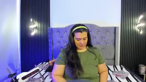   MARTINA   online show from October 9, 2025, 12:14 pm