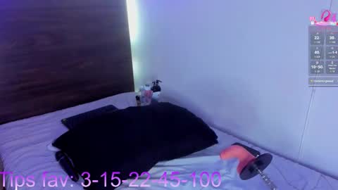 Snapshot of martina_miiller chatting on September 19, 2025, 1:23 pm martina mIIler online show from September 19, 2025, 1:23 pm