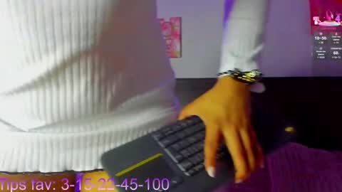 Snapshot of martina_miiller chatting on October 8, 2025, 12:47 pm martina mIIler online show from October 8, 2025, 12:47 pm