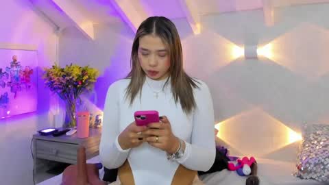 martina mIIler online show from April 27, 2026, 12:58 pm